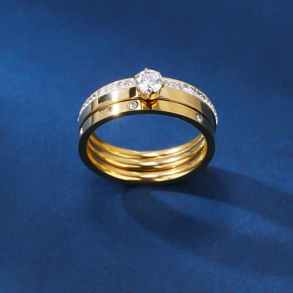 Elegant Einfarbig Edelstahl 304 Vergoldet Zirkon Ringe In Masse display picture 7
