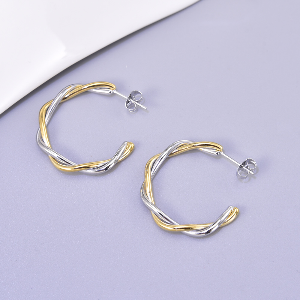 1 Pair Simple Style Classic Style C Shape Color Block Layered Titanium Steel 18K Gold Plated Earrings Ear Studs display picture 10