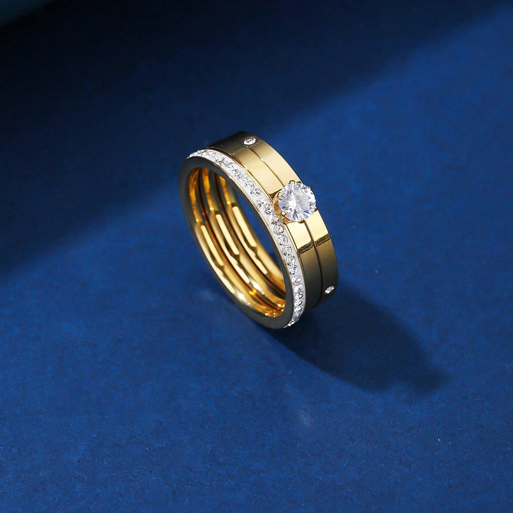 Elegant Einfarbig Edelstahl 304 Vergoldet Zirkon Ringe In Masse display picture 10