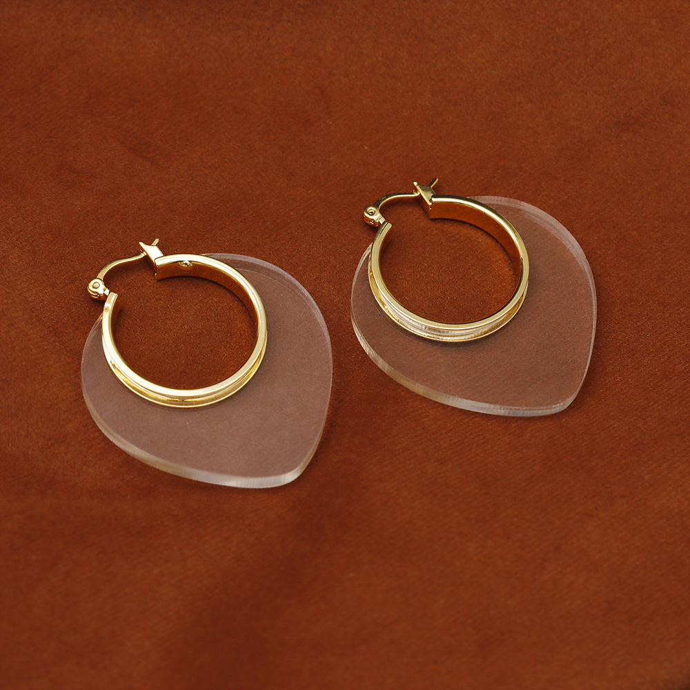1 Paar Elegant Süss Dreieck Überzug Kupfer 18 Karat Vergoldet Ohrringe display picture 3