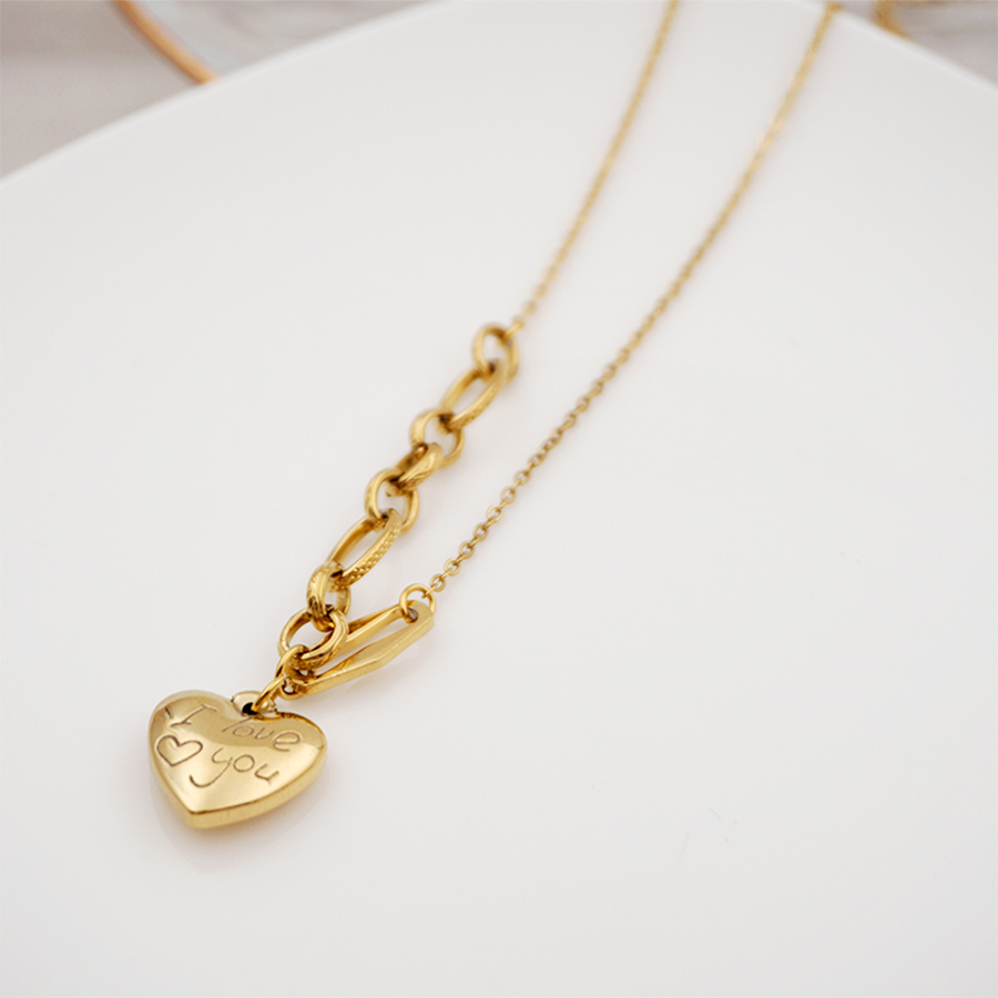 304 Stainless Steel Titanium Steel Gold Plated Simple Style Heart Shape Sweater Chain Necklace display picture 5