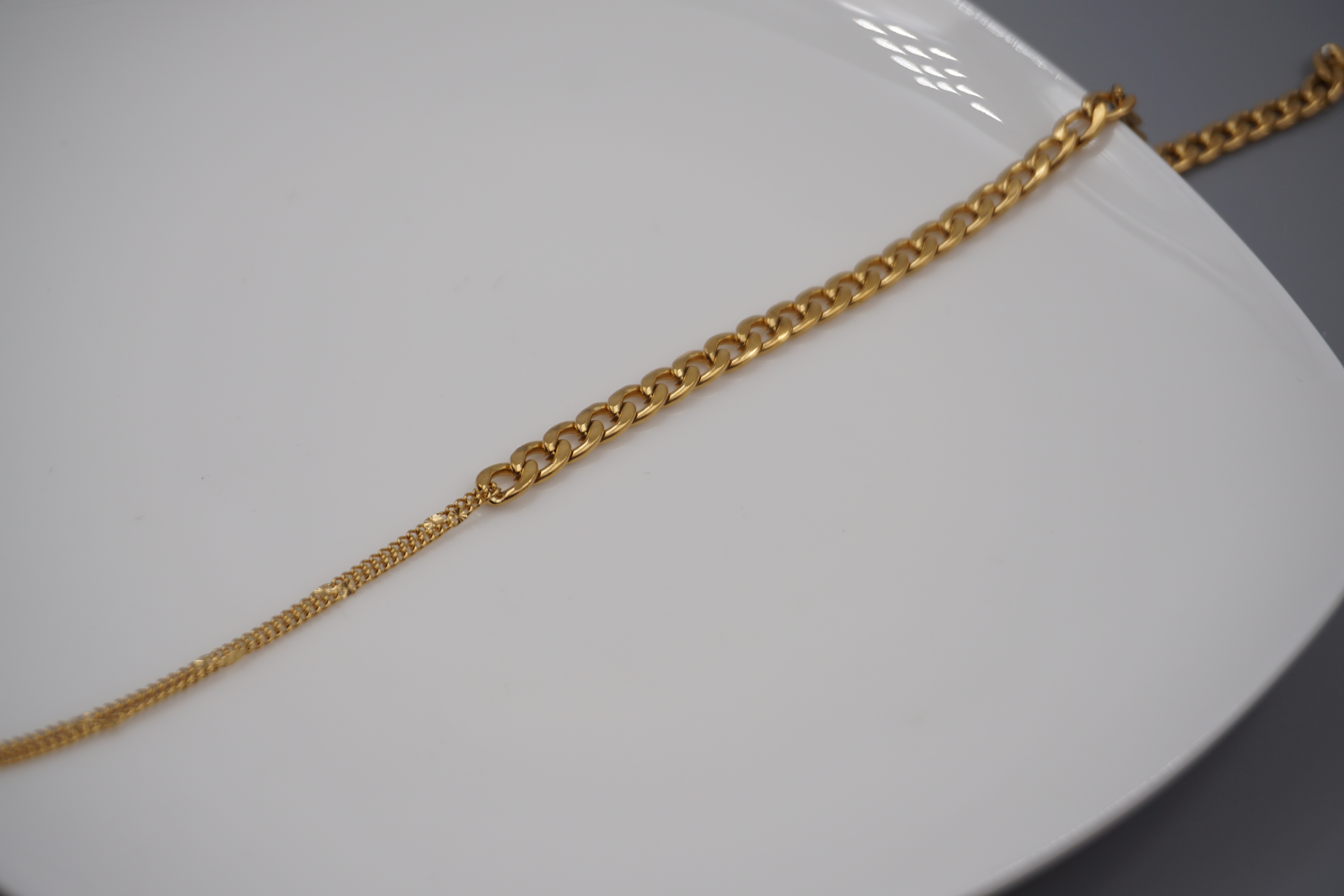 Edelstahl 304 Titan Stahl Vergoldet Einfacher Stil Patchwork Twist Halskette display picture 7