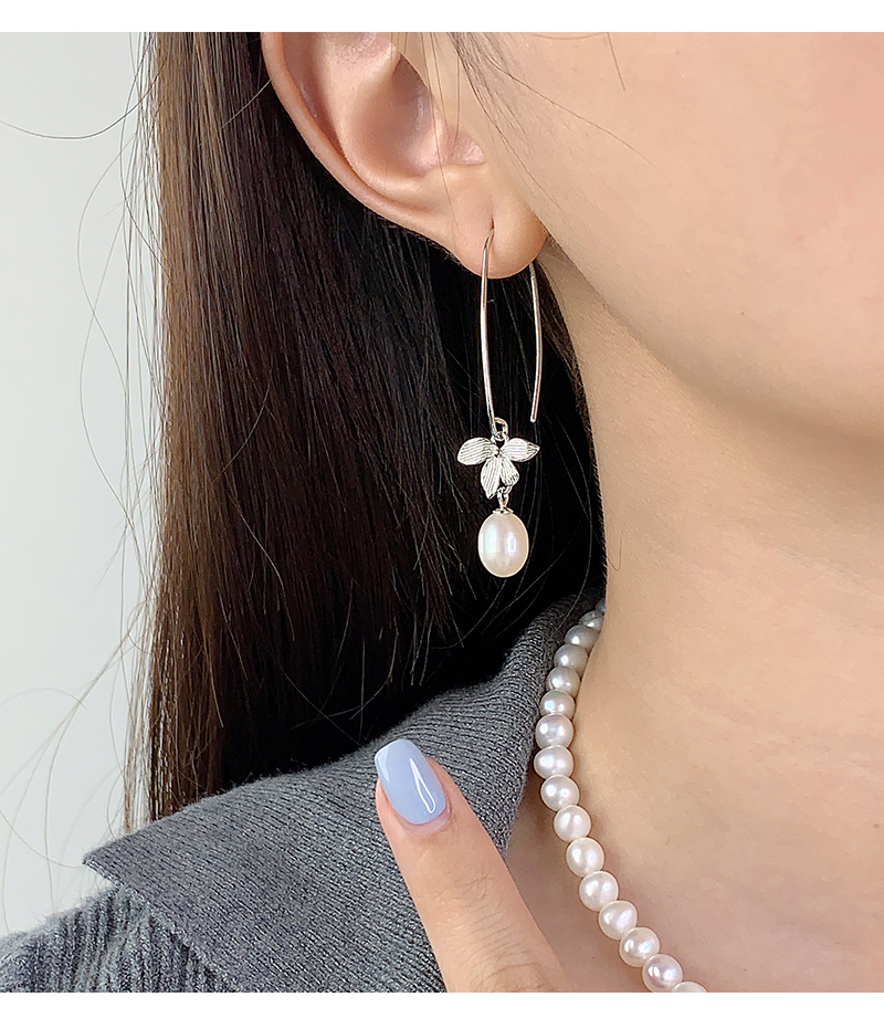 1 Pair Elegant Cute Flower Petal Plating Inlay Sterling Silver Pearl Zircon White Gold Plated Drop Earrings display picture 5