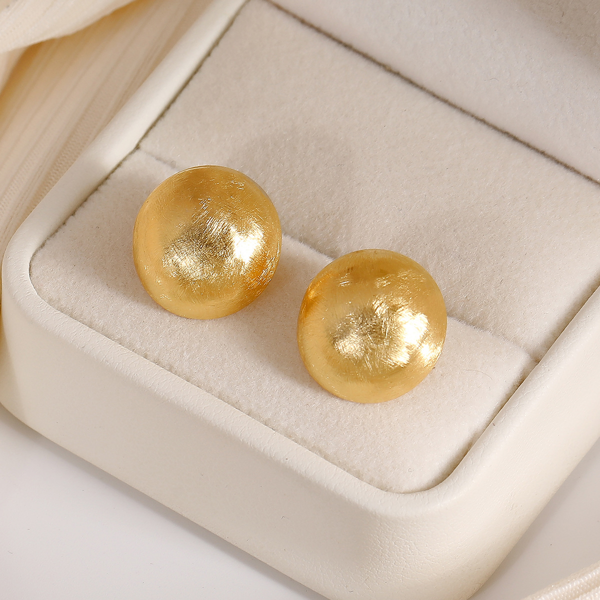 1 Pair IG Style Sweet Simple Style Round Copper 18K Gold Plated Ear Studs display picture 2