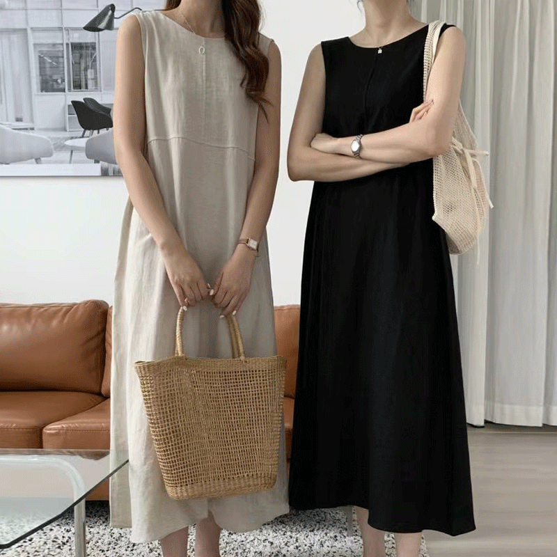 Women's Regular Dress Casual Simple Style Round Neck Sleeveless Solid Color Midi Dress Holiday display picture 2