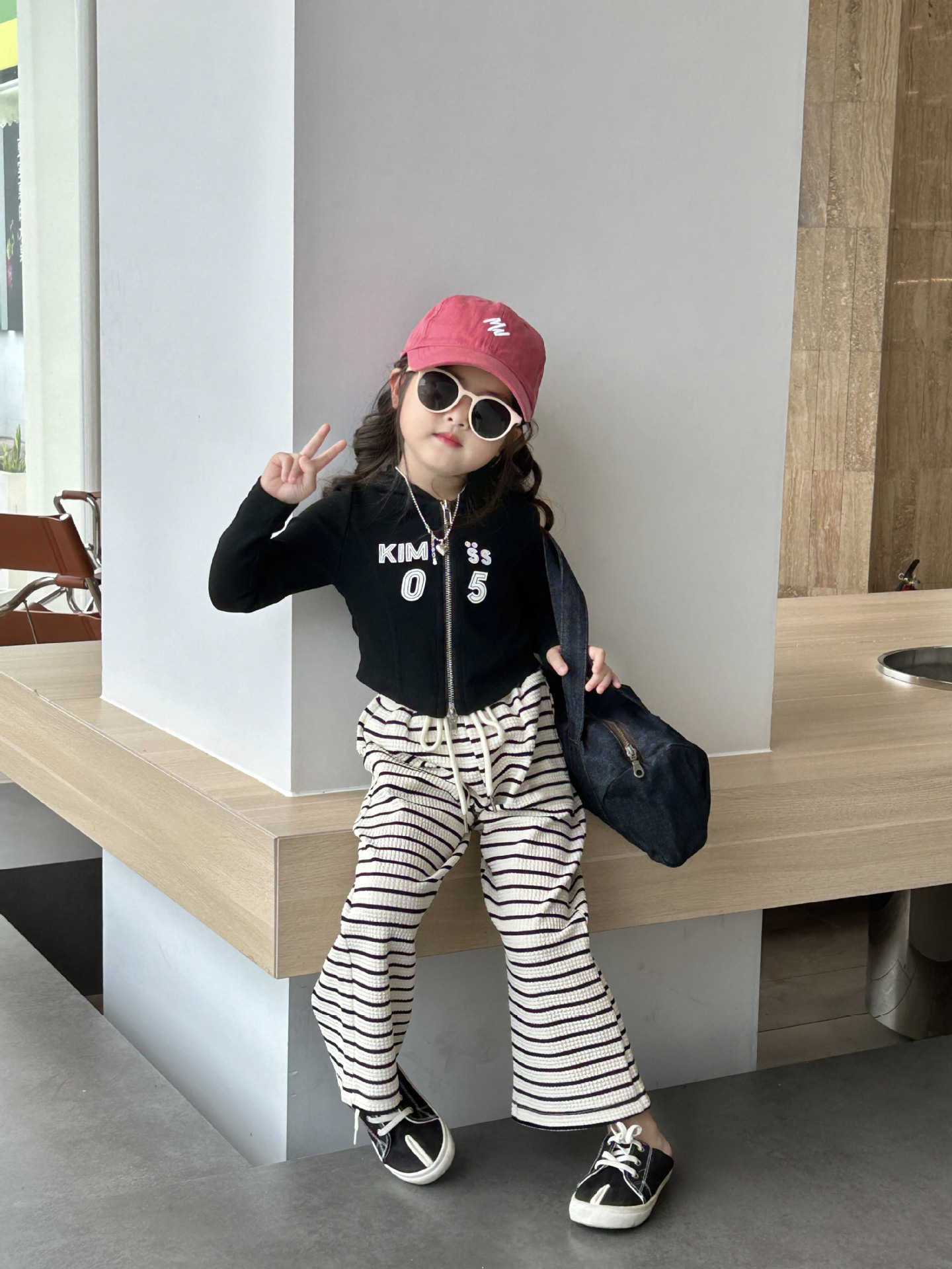 Casual Letter Stripe Simple Printing Stripe Cotton Girls Clothing Sets display picture 5