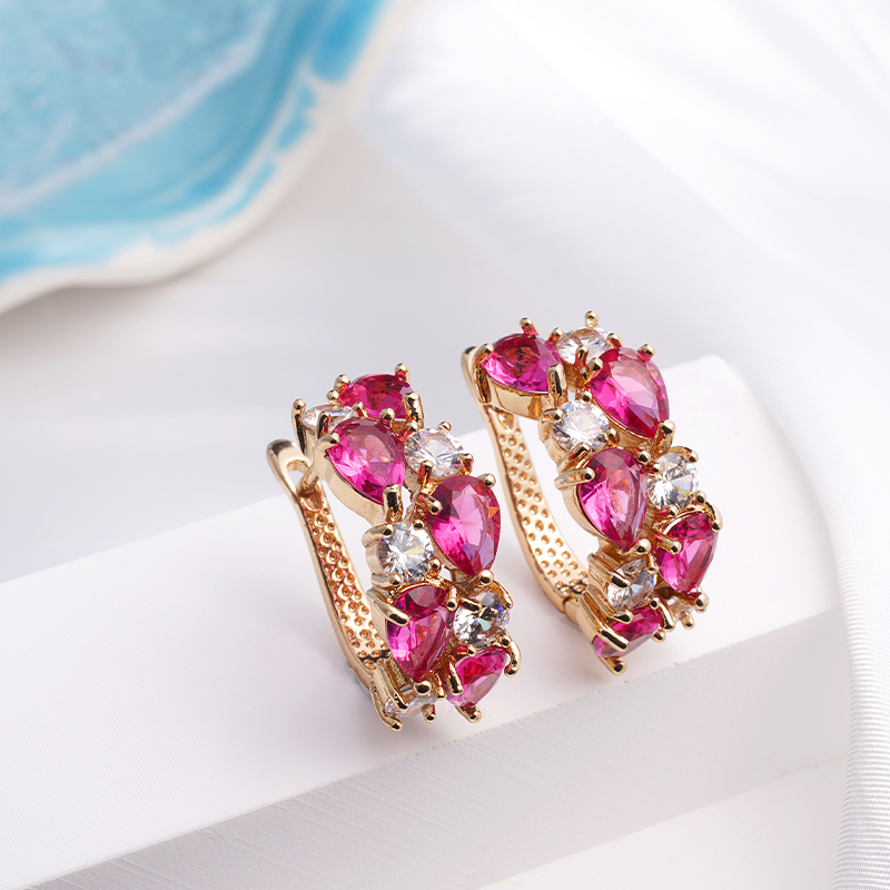 1 Pair Luxurious Color Block Plating Inlay Copper Zircon 14K Gold Plated 18K Gold Plated K Gold Plated Ear Cuffs display picture 2
