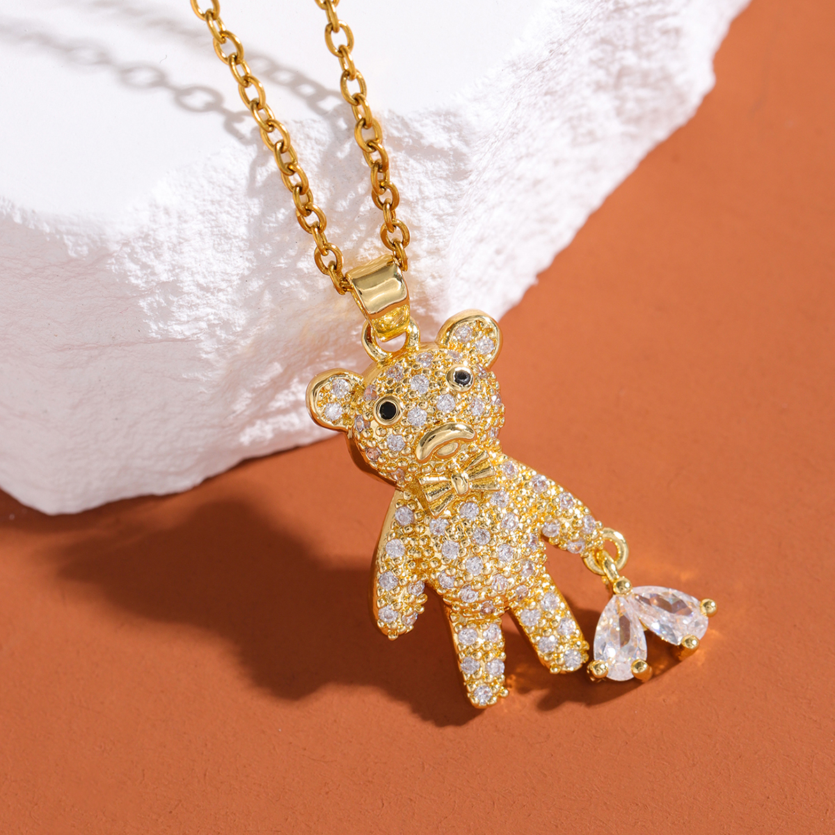 304 Stainless Steel 18K Gold Plated Cute Shiny Plating Inlay Little Bear Zircon Pendant Necklace display picture 5