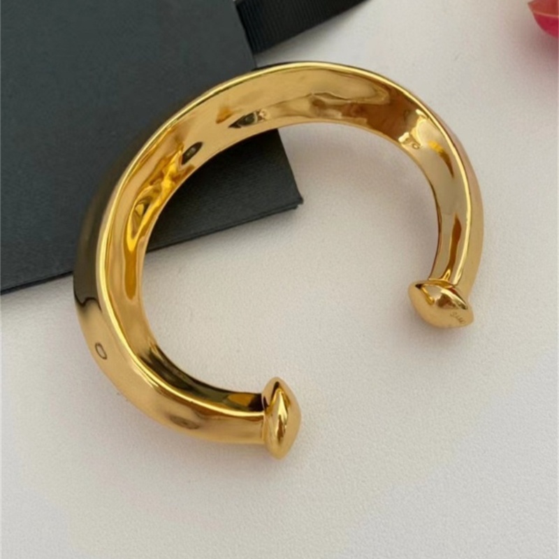 Retro Simple Style Commute Solid Color Alloy Copper Polishing Plating Gold Plated Silver Plated Women's Bangle display picture 6