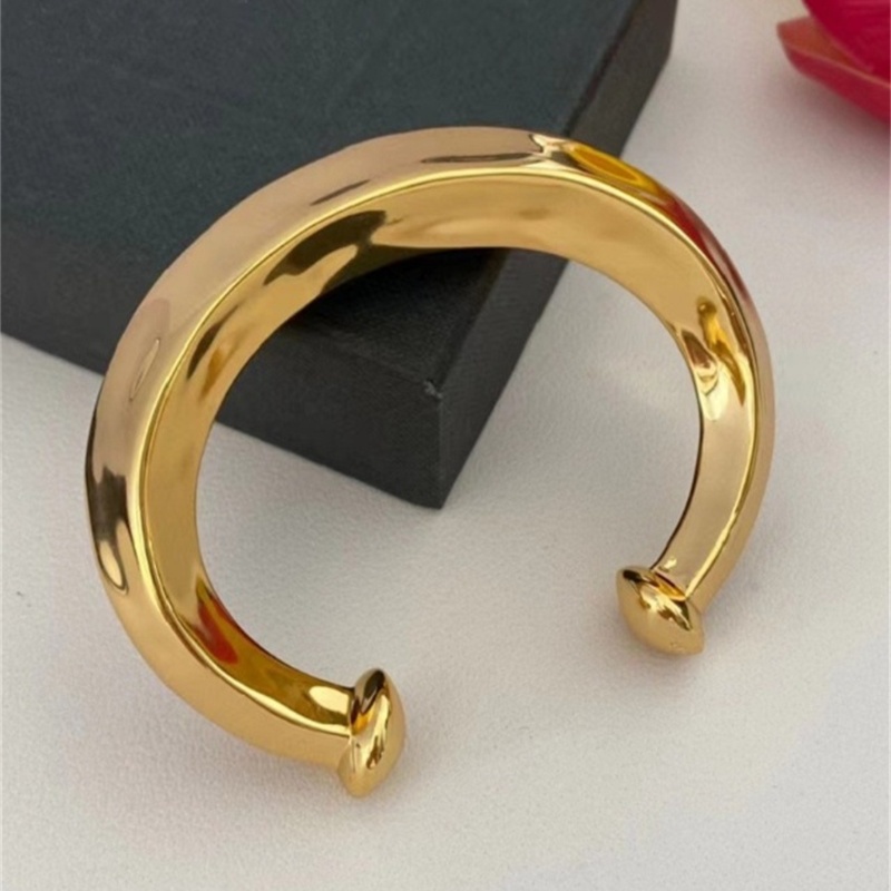 Retro Simple Style Commute Solid Color Alloy Copper Polishing Plating Gold Plated Silver Plated Women's Bangle display picture 7