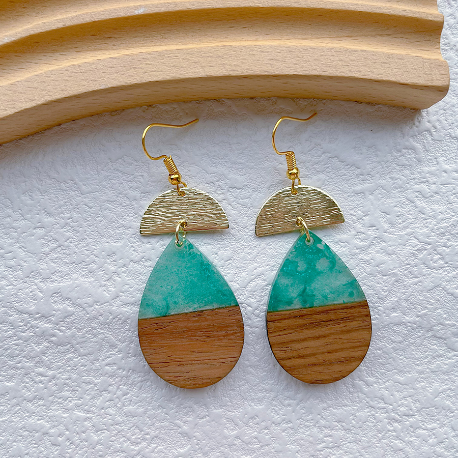 1 Pair Streetwear Simple Style Geometric Hollow Out Alloy Resin Wood Drop Earrings display picture 10