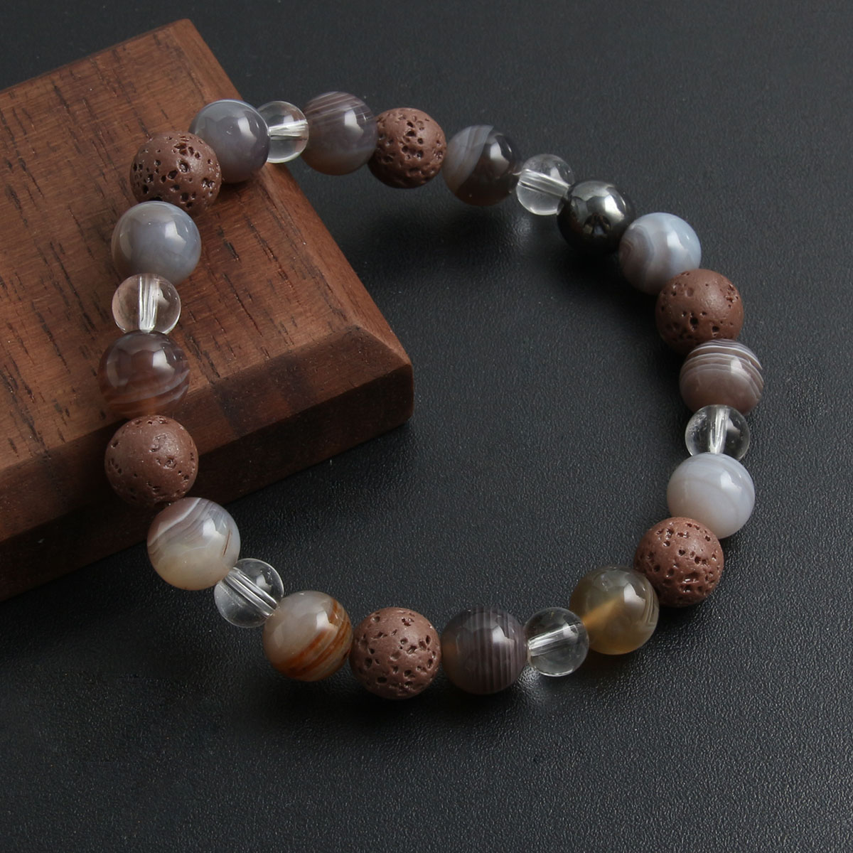 Simple Style Commute Round Natural Stone Volcanic Rock Beaded Handmade Unisex Bracelets display picture 5