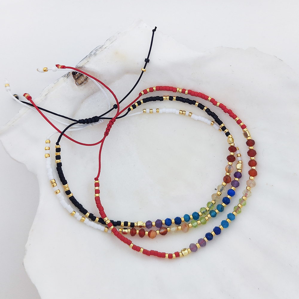 Simple Style Classic Style Rainbow Beaded Natural Stone Glass Beaded Women's Drawstring Bracelets display picture 4