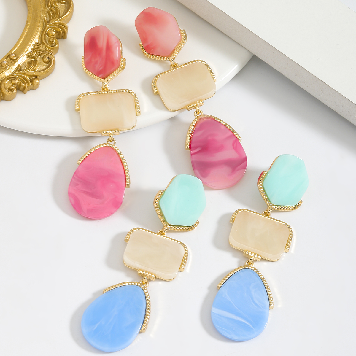1 Pair Vacation Simple Style Geometric Tassel Polishing Plating Inlay Alloy Resin Resin Drop Earrings display picture 6