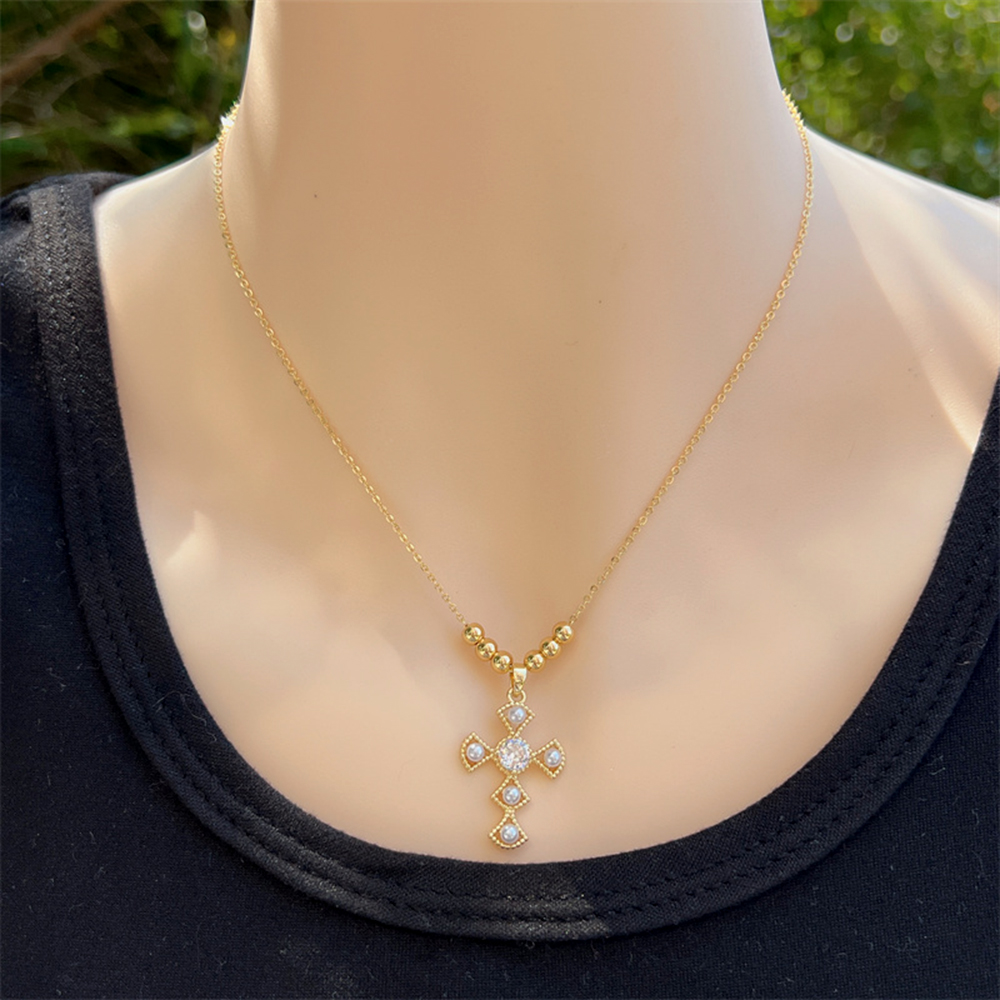 Plastic Copper 18K Gold Plated Elegant Sweet Plating Inlay Cross Zircon Pendant Necklace display picture 5
