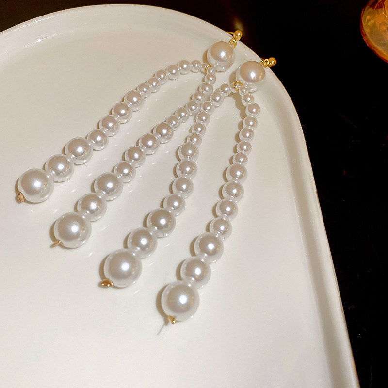 1 Pair Casual Elegant Pearl Inlay Imitation Pearl Sterling Silver Pearl Drop Earrings display picture 5