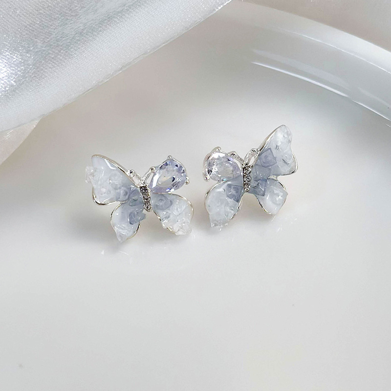 1 Pair Simple Style Classic Style Butterfly Inlay Alloy Diamond In The Debris Ear Studs display picture 3