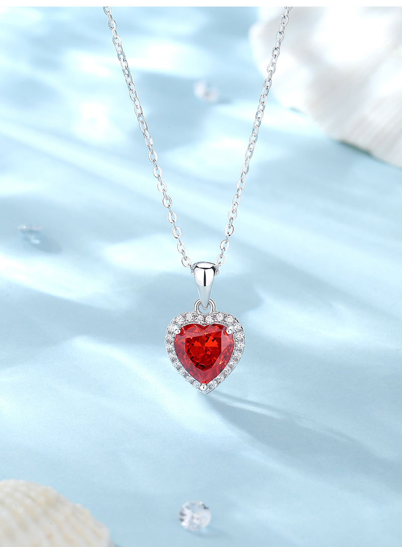 Sterling Silver Sweet Simple Style Inlay Heart Shape High Carbon Diamond Pendant Necklace display picture 2