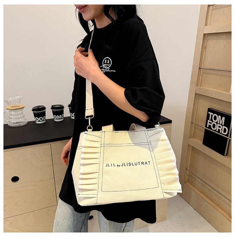 Women's Canvas Solid Color Classic Style Sewing Thread Zipper Shoulder Bag display picture 15