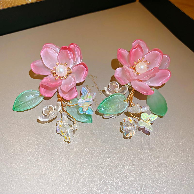 1 Pair Casual Elegant Flower Flowers Glass Ear Studs display picture 7