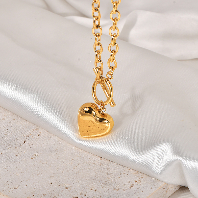 Acero Titanio Chapados en oro de 18k Lindo Dulce Pulido Forma De Corazón Collar Colgante display picture 5