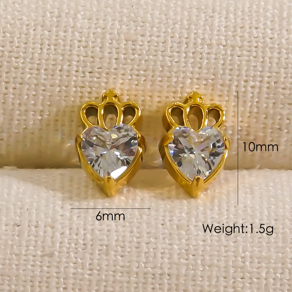 1 Pair Cute Sweet Simple Style Heart Shape Crown Hollow Out Inlay 304 Stainless Steel Zircon 14K Gold Plated Ear Studs display picture 3