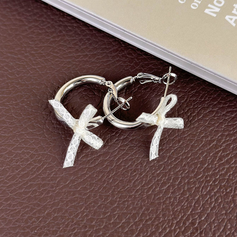 1 Pair Japanese Style Sweet Artistic Bow Knot Copper White Gold Plated Earrings display picture 10