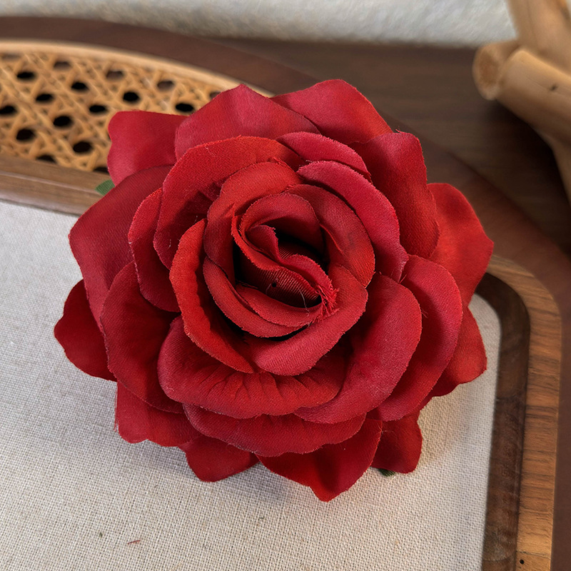 Women's Romantic Sweet Simple Style Flower Cloth Hair Clip display picture 4
