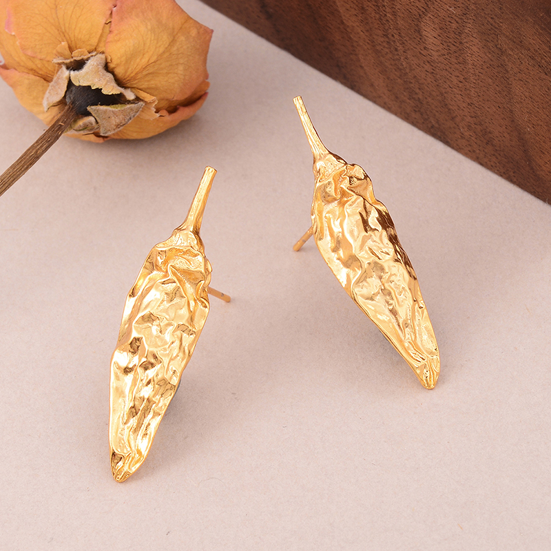 1 Pair Elegant Luxurious Queen Plant Bee Inlay Alloy Copper Glass Stone Pearl Zircon 18K Gold Plated Alluvial Gold Plated Ear Cuffs Ear Studs display picture 5