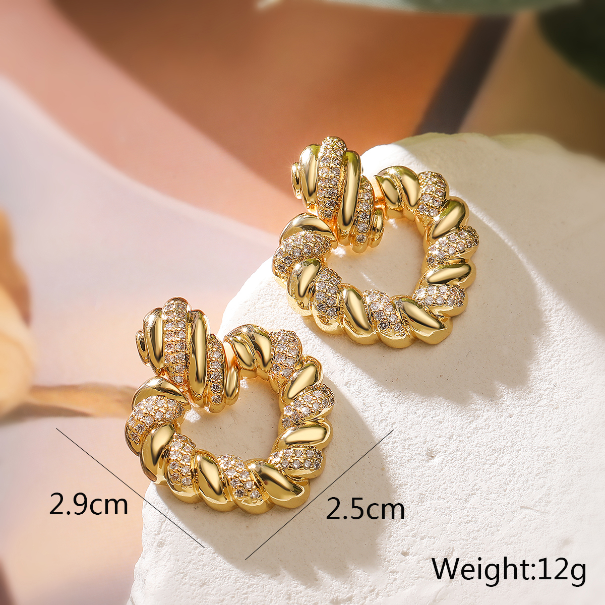1 Pair IG Style Simple Style Commute Geometric Hollow Out Inlay Copper Zircon 18K Gold Plated Drop Earrings display picture 3