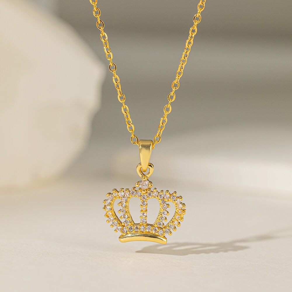 304 Stainless Steel 18K Gold Plated Casual Simple Style Commute Inlay Crown Feather Flower Artificial Rhinestones Pendant Necklace display picture 4
