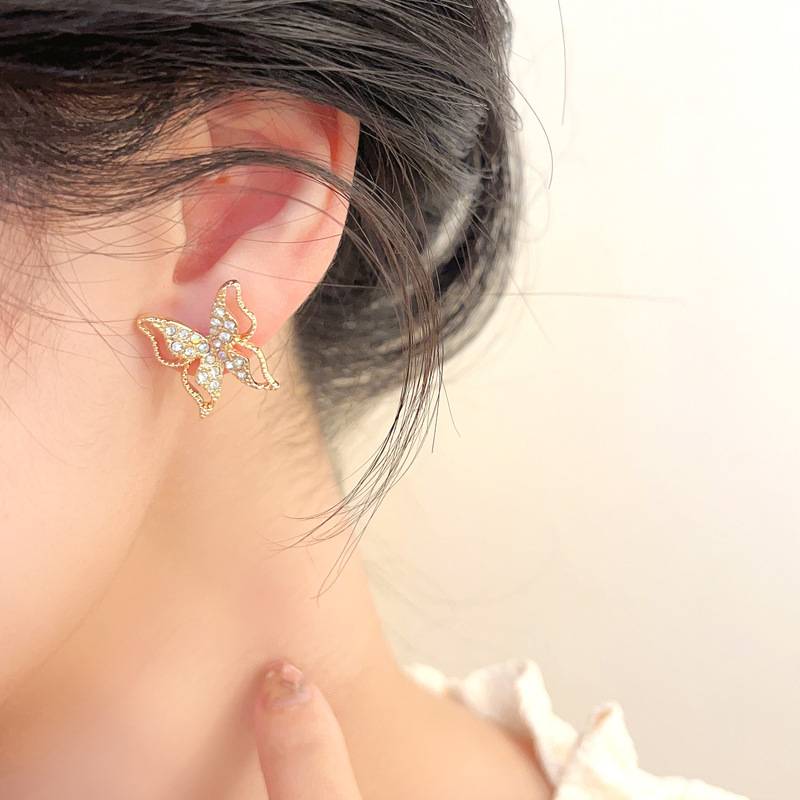 1 Paire Style Simple Style Classique Papillon Incruster Alliage Zircon Boucles D'Oreilles display picture 5