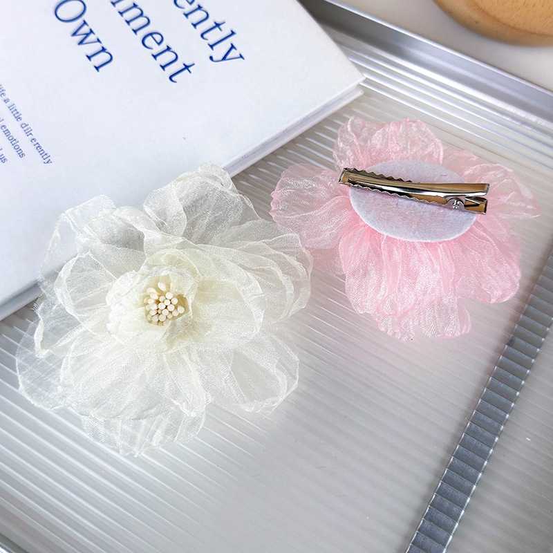 Women's Elegant Romantic Solid Color Gauze Patchwork Hair Clip display picture 3