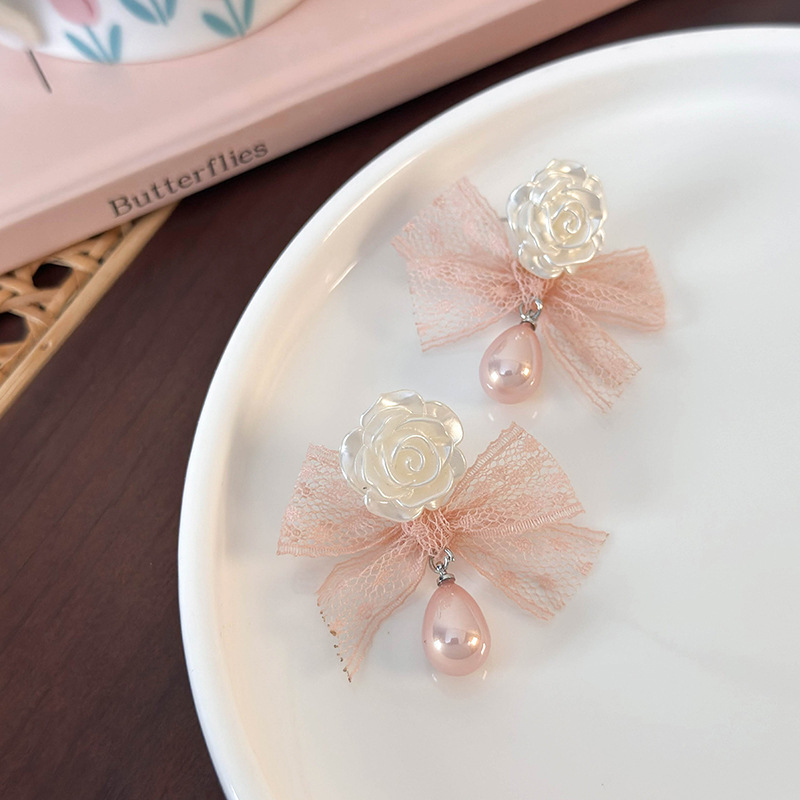 1 Pair Elegant Princess Bow Knot Resin Lace Drop Earrings display picture 4