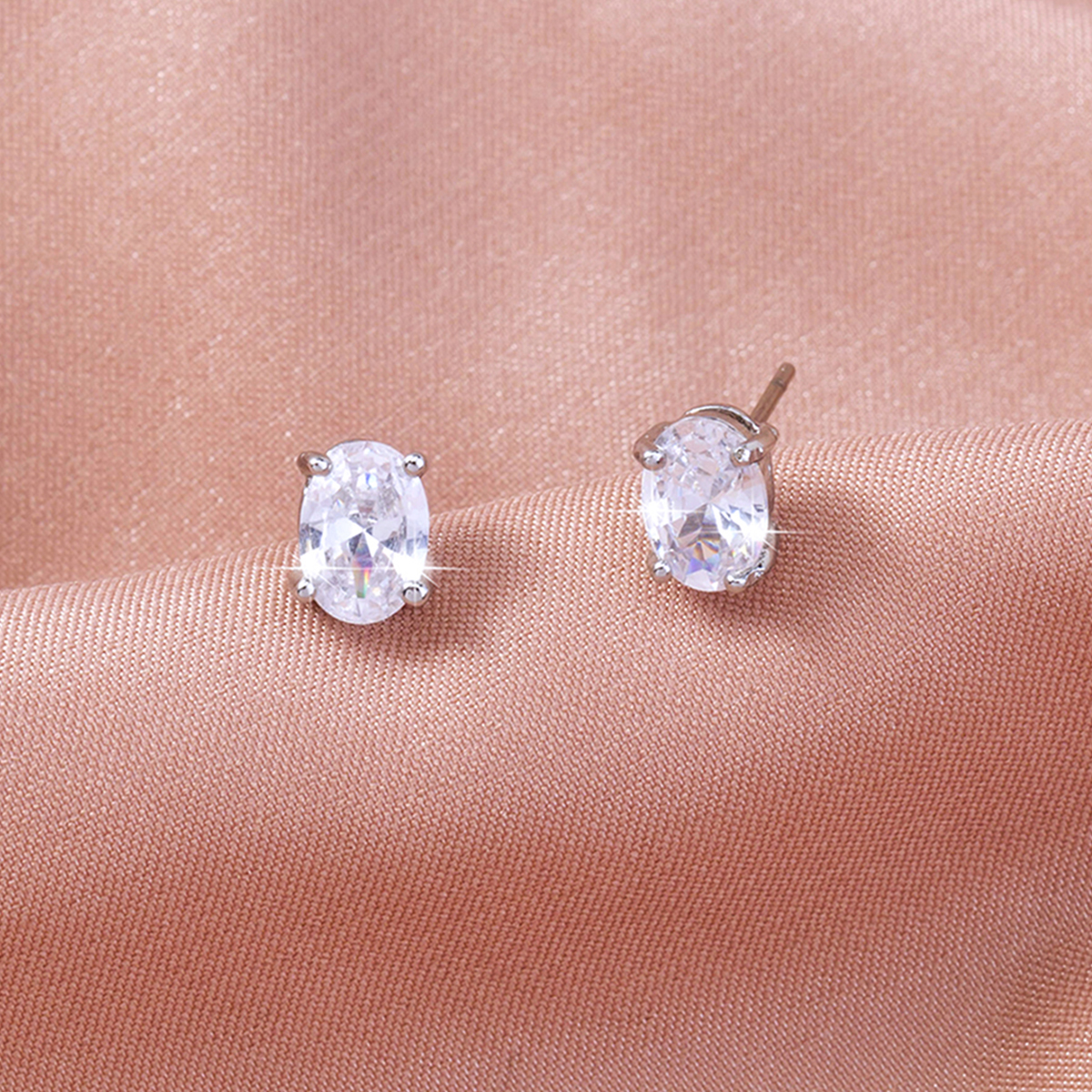 1 Pair Cute Sweet Shiny Square Oval Heart Shape Inlay Copper Zircon Ear Studs display picture 13