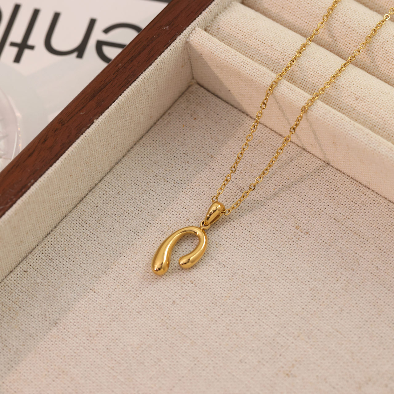 Stainless Steel White Gold Plated Gold Plated Vintage Style Simple Style Solid Color Plating Three-dimensional Pendant Necklace display picture 5
