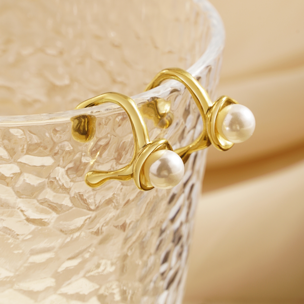 1 Paar Elegant Klassisch Einfacher Stil Perle Überzug Inlay Edelstahl 304 Künstliche Perlen 18 Karat Vergoldet Ohrstecker display picture 2