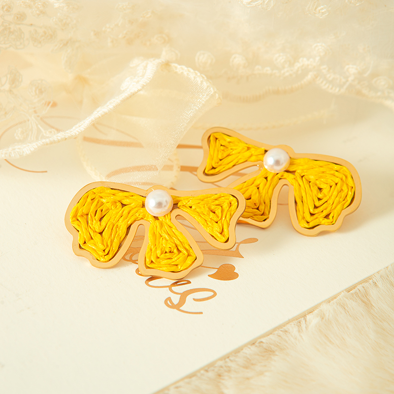 1 Pair Vacation Beach Flower Plating Inlay 304 Stainless Steel Raffia Pearl 14K Gold Plated Ear Studs display picture 1