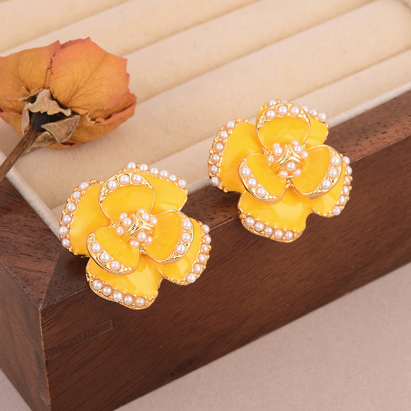 1 Pair Elegant Rose Flower Plating Inlay Copper Pearl Zircon 18K Gold Plated Ear Studs display picture 10