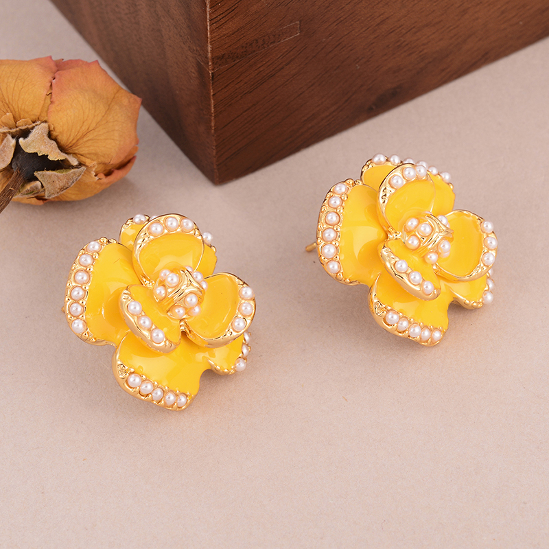 1 Pair Elegant Rose Flower Plating Inlay Copper Pearl Zircon 18K Gold Plated Ear Studs display picture 9