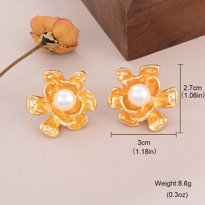 1 Pair Elegant Rose Flower Plating Inlay Copper Pearl Zircon 18K Gold Plated Ear Studs display picture 5