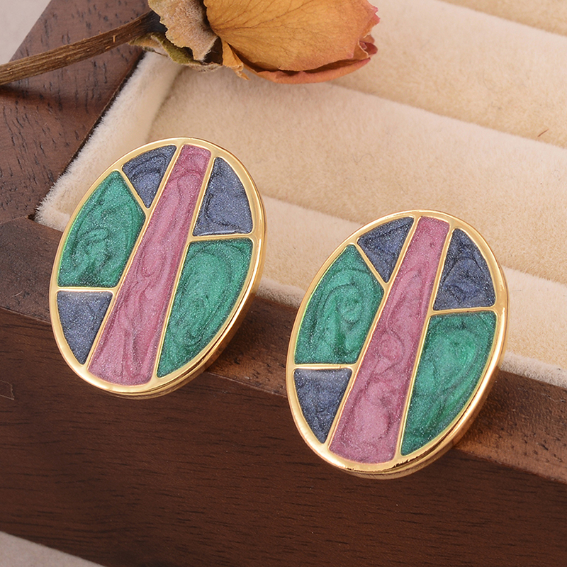 1 Pair Vintage Style Square Oval Stoving Varnish Plating Copper 18K Gold Plated Ear Studs display picture 4
