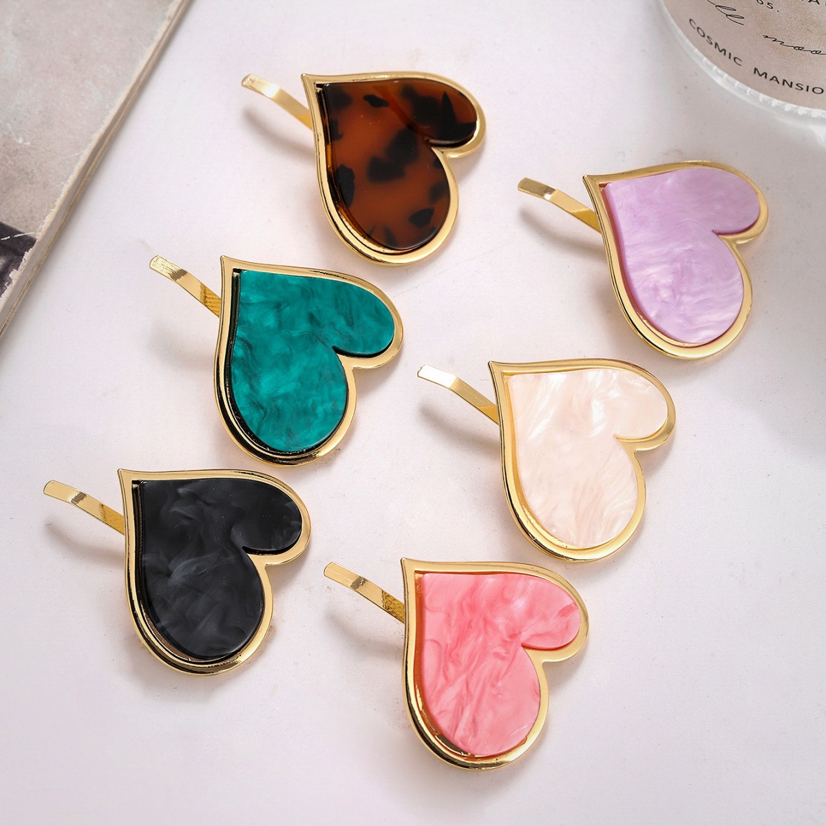 Women's Retro Heart Shape Acetic Acid Sheets Plating Hair Clip display picture 2