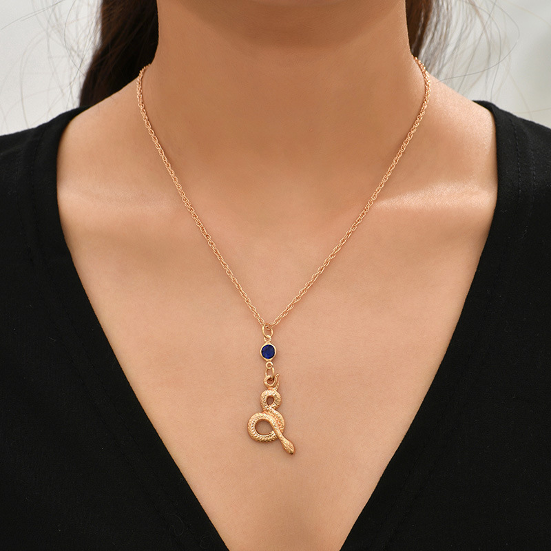Simple Style Classic Style Snake Alloy Plating Gold Plated Women's Necklace display picture 3