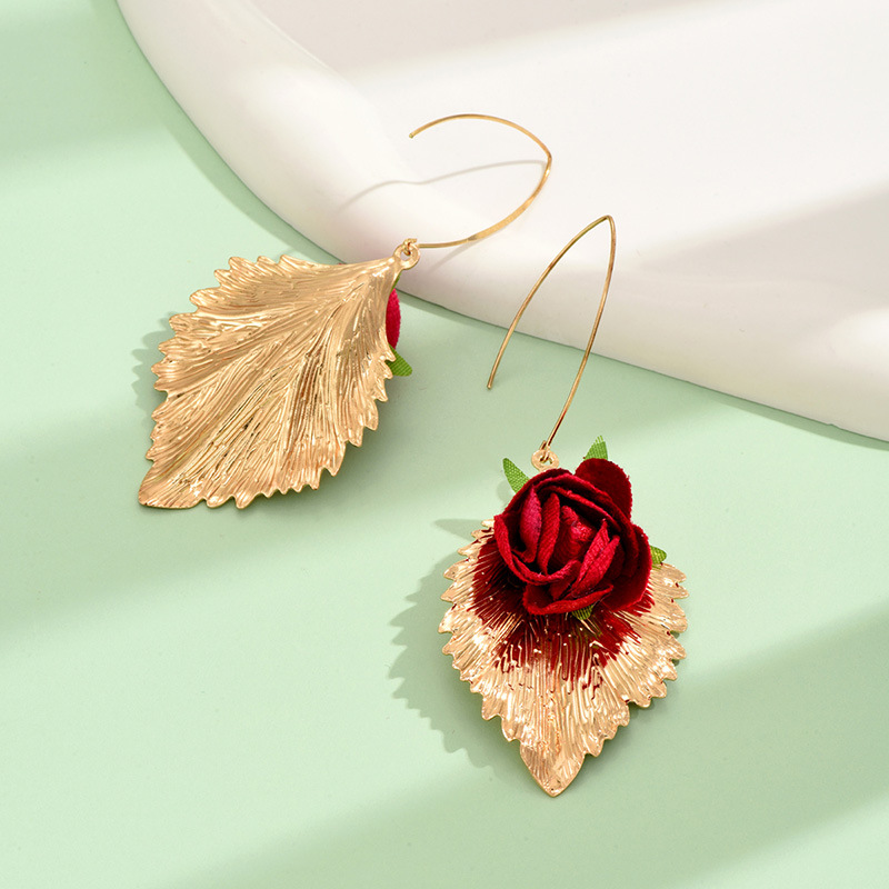 1 Pair Simple Style Classic Style Flower Patchwork Alloy Drop Earrings display picture 7