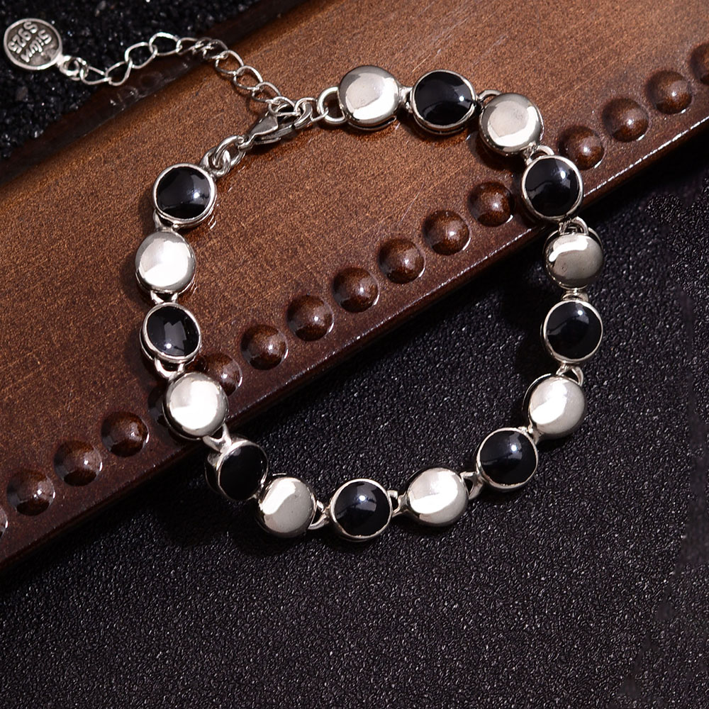 Simple Style Classic Style Color Block Copper Inlay Rhinestones Women's Bracelets display picture 6