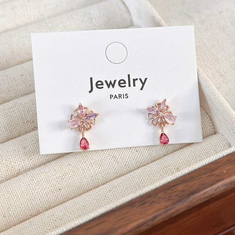 1 Pair Sweet Flower Inlay Copper Zircon Drop Earrings display picture 7