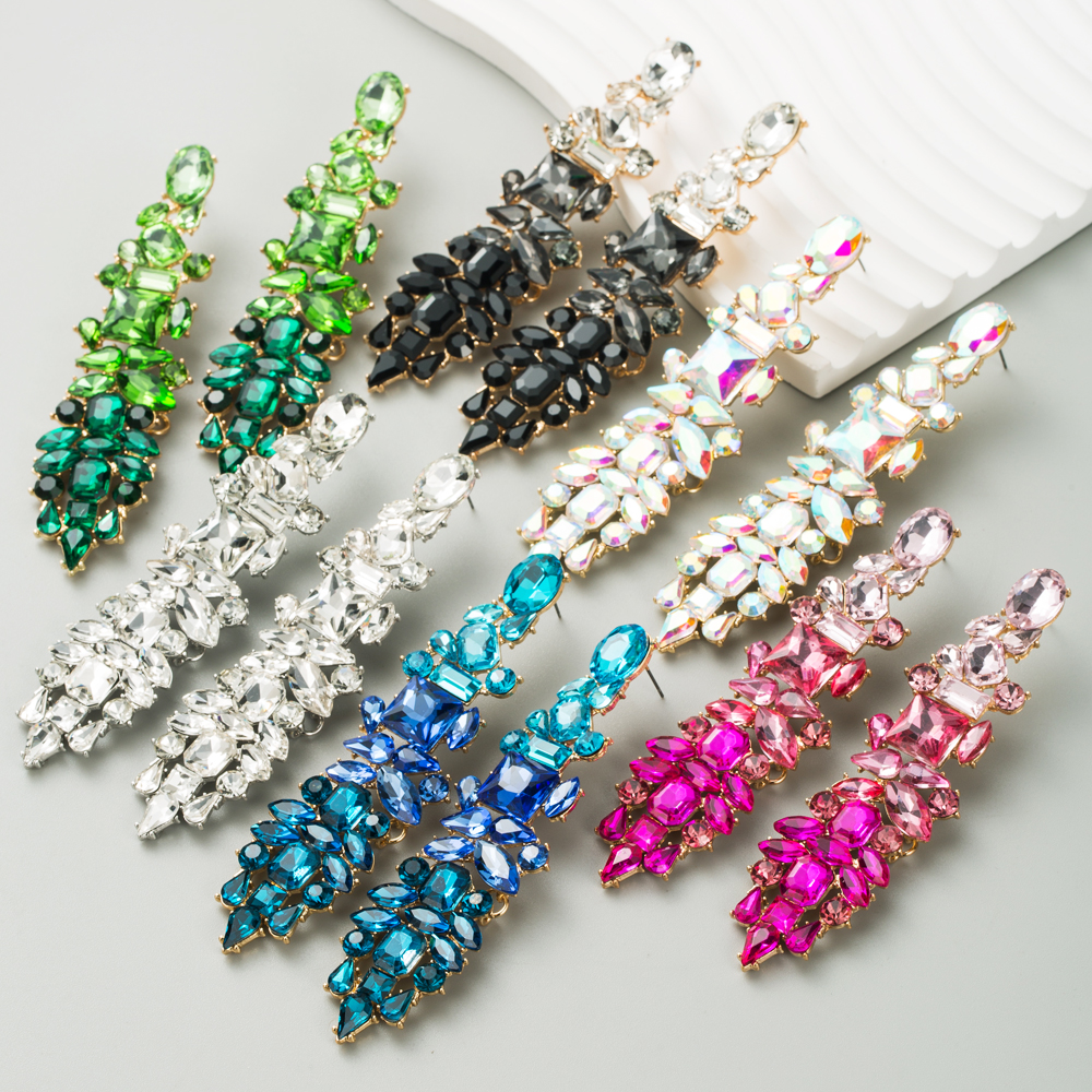 1 Pair Elegant Luxurious Irregular Inlay Zinc Alloy Artificial Diamond Drop Earrings display picture 2