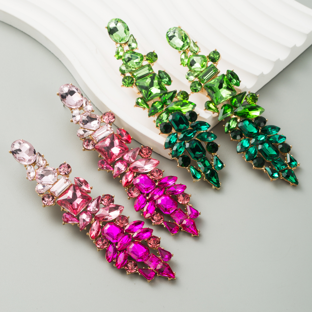 1 Pair Elegant Luxurious Irregular Inlay Zinc Alloy Artificial Diamond Drop Earrings display picture 3