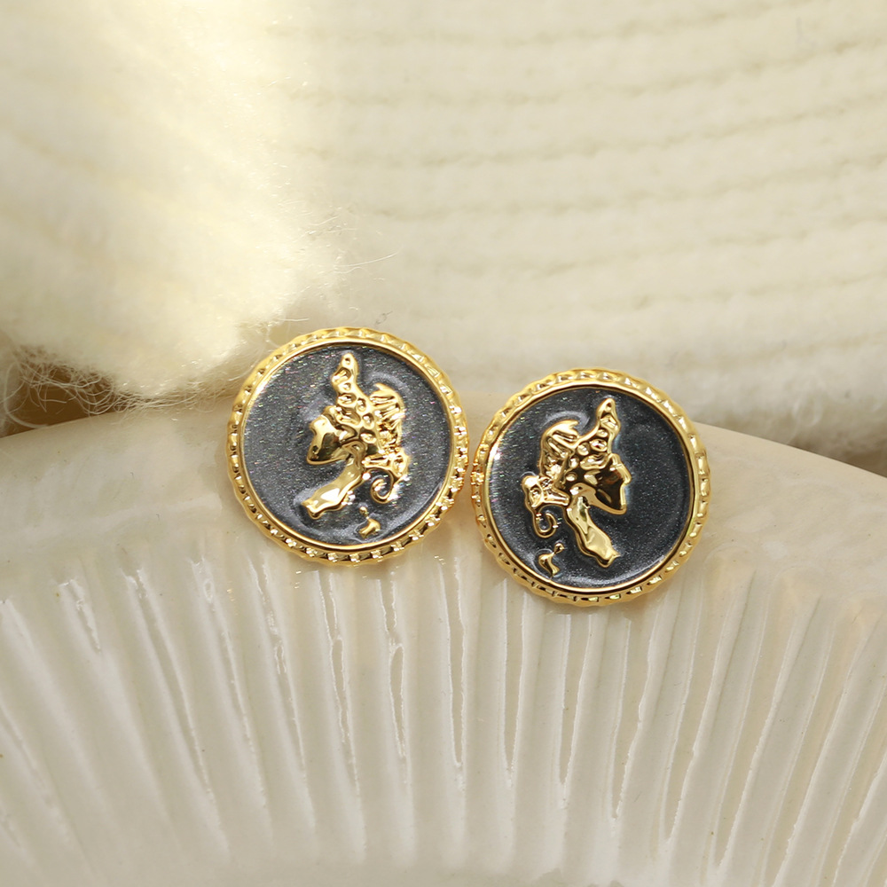 1 Pair Vintage Style Human Round Copper 18K Gold Plated Ear Studs display picture 5